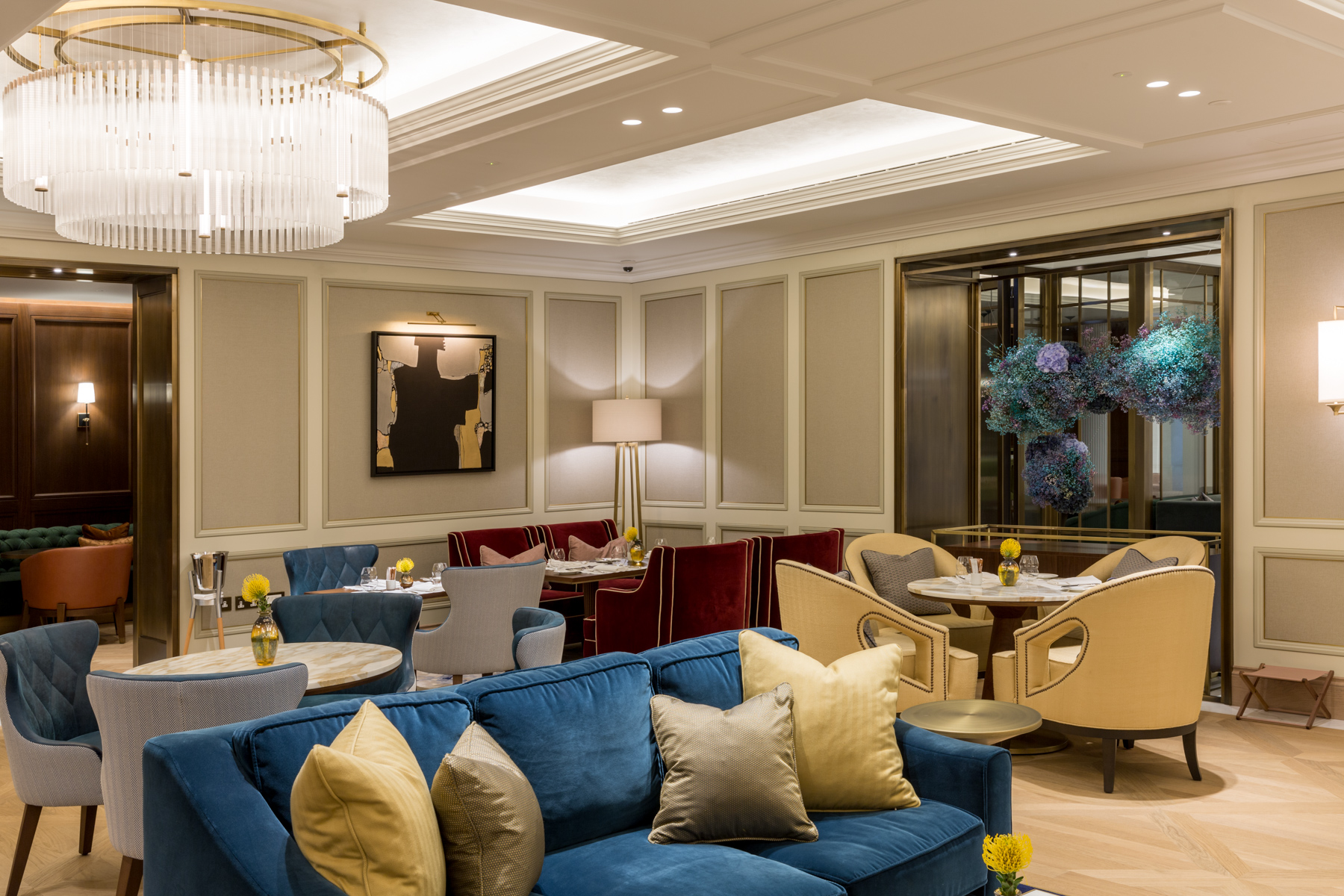 Peinture sur toile d'Isabelle Crampe dans la chinoiserie room du Carlton Tower 