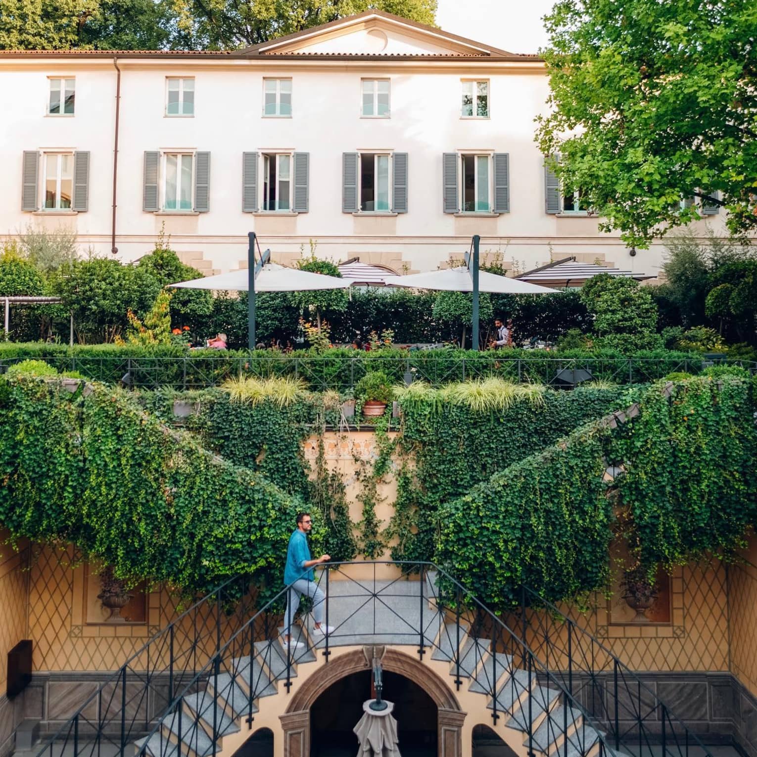 Four Seasons Milan - Art Consultant - Conseil en art